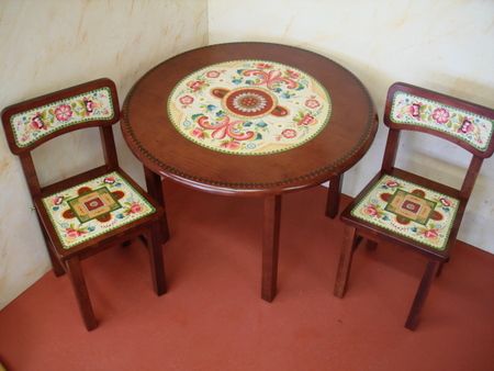 Os Child's Table and Chairs Packet